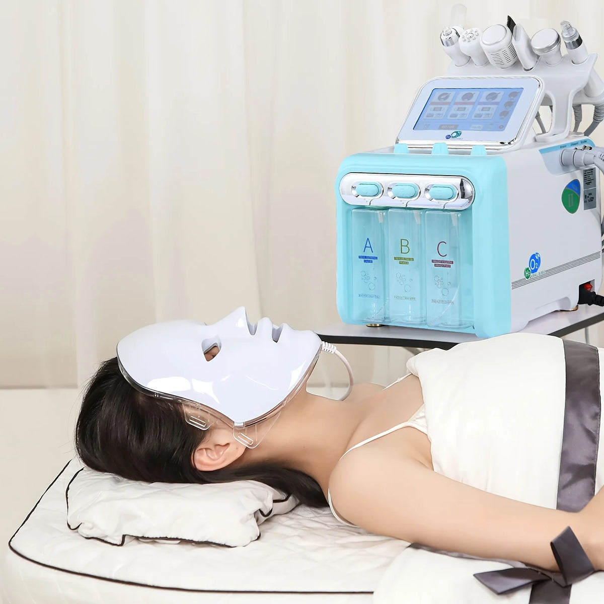 Multifunctional Facial Massager And Cleansing Beauty Device for Home Use